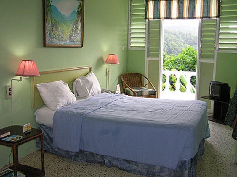 Fern Hill Club Hotel بورت أنطونيو المظهر الخارجي الصورة